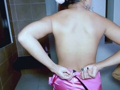 18 ans, Salle de bains, Éjaculation interne, Femme au foyer, Indonésienne, Petite femme, Chatte, Jarretelles