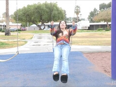 En gros plan de très près, Extrême, Pénétrer avec le poing, Massage, Masturbation, Orgasme, Public, Solo