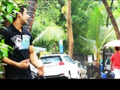 Tekintélyes didik, Cumizás, Gesztenyebarna, Kebles, Erotikus, Kőkemény, Indiai, Természetes mellek