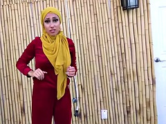 Arabisk, Babe, Stor kukk, Store pupper, Gym, Ludder, Pupper, Kone