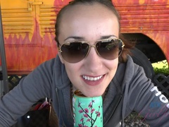 Sucer une bite, Brunette brune, Grossier, Culottes ou slips, Pov, Chatte, Grande, Nénés