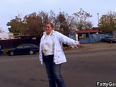 Big belly plumper seduces car driver