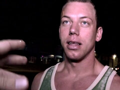 Amateur, Sucer une bite, Gorge profonde, Homosexuelle, Public, Réalité