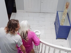 Wrinkle big-titted GILF Sally D'Angelo gets nookie with young Tyler Nixon