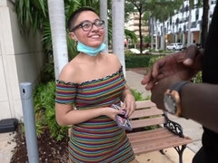 Nana, Sucer une bite, Brunette brune, Hard, Pov