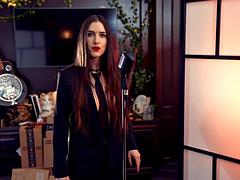 Amatőr, Fétis, Egyedül