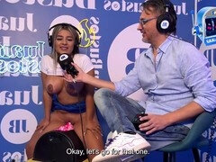 Amatéři, Zadek k puse, Velký zadek, Šukání stroje, Masturbace, Orgasmus, Hračky