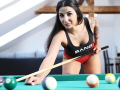 Anale, Culo grosso, Pompino, Da dietro, Doppia penetrazione, Tatuaggi, Ragazza, Terzetto