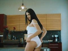 18, Veľké kozy, Kuřba, Brunetka, Hardcore, Hd, Pornstars, Vychudnutá