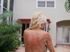 Lieveling, Grote mammen, Blond, Masturbatie, Alleen
