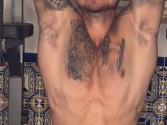Amatéři, Stříkání spermatu, Fetiš, Masturbace, Sólo, Tetování