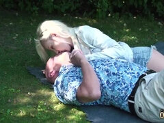 Rubia, Mamada, Abuelo, Sexo duro, Coño, Adolescente