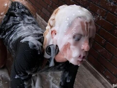 Szőke, Ondó fröcskölés, Műcerka, Nyilvános wc fülkék falában lévő lyuk, Kézimunka, Pornósztárok, Harisnya, Nedves