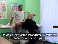 Amatör, Röv slick, Doktor, Slick, Kontor, Fitta, Tuttar, Uniform