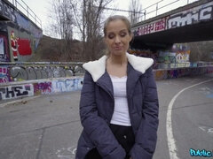 Zadek, Kuřba, Péro, Přírodní prsa, Orgasmus, Pička, Teenka