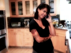 Velké kozy, Lesbické, Výprask, Přírodní prsa, Piercing, Pička, Realita, Tetování