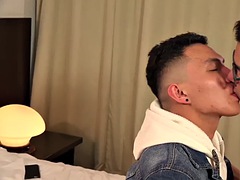 Amateur, Lécher le cul, Sucer une bite, Doigter, Homosexuelle, Fille latino, Maigrichonne, Adolescente