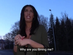 Lieveling, Grote mammen, Sperma, Flashing, Handbeurt, Moeder die ik wil neuken, Orgasme, Buiten