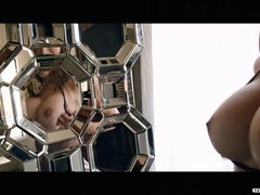 Красотки, Большие сиськи, Минет, Брюнетки, Кончили внутрь, Семяизвержение, Секс без цензуры, Мастурбация