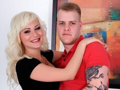 Stor rumpe, Stor kukk, Store pupper, Blond, Kukk suging, Milf, Naturlige bryster, Strømper