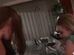 Rumpa, Baben, Stor kuk, Stora tuttar, Milf, Naturliga tuttar, Party, Fitta