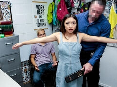 18 años, Culo grande, Tetas grandes, Mamada, Estilo perrito, Grupo, Flaco, Adolescente