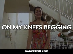 Brunette, Give finger, Orgasme, Lille kvinde, Barberet, Tabu, Teenager, Bryster