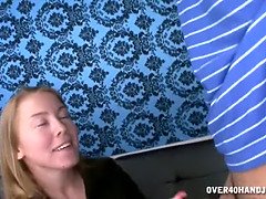 Velik kurac, Velike joške, Blondinka, Zunanji izliv, Dekle drka tiča, Milf, Mama, Resničnost