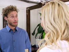 Blondine, Pik sutte, Massage, Naturlige bryster, Olie