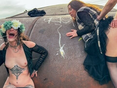 Veľký zadok, Veľké péro, Čierne, Kuřba, Prirodzené prsia, Vonku, Teenka, Kozičky