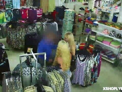 Cumizás, Tevepata, Kutya póz, Kőkemény, Hd, Iroda, Nuni, Tini