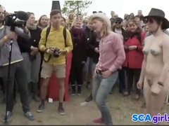 Amatéri, Homemade, Na verejnosti