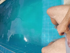 I Invited My Stepcousin to the Pool at Home, She Was Surprised by My Hard and Erect Cock