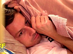 Arabisch, Asiatisch, Grosse titten, Blasen, Behaart, Natürlichen titten, Orgasmus, Flotter dreier