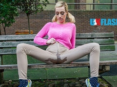 Gros seins, Britannique, Femelle, Hd, De plein air, Pigtail, Public, Solo