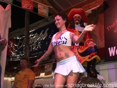 Amatööri, Lukio, Ex girl friend, Paljastelu, Viaton, Alasti, Julkinen, Märkä