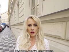 Babe, Blondinka, Fetiš, Hotel, Lizanje, Zrela, Naravne joške, Žena