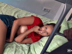 Noire, Blonde, Sucer une bite, Tir de sperme, Gorge profonde, Hôtel, Interracial, Réalité