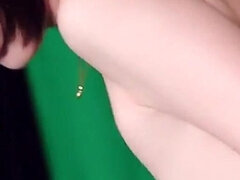 Asijské, Velké kozy, Kuřba, Stříkání spermatu, Podpatky, Uniforma