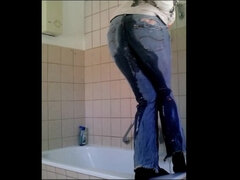 Fürdőszoba, Német, Pisi szex