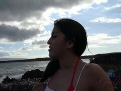 Strand, Brunett, Flickvän, Latina, Orgasm, Röker, Voyeur, Våt