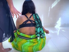 Fuck Indian Hot Stepmom While Doing Yoga