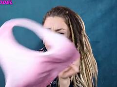 Μωρό, Ξανθιά, Γυμναστήριο, Άθλημα