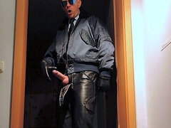 Leie, Spermaladung, Schwul, Leder, Masturbation, Solo, Uniform