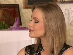 Blondynka, Hardcore, Hd, Obcasy, Bielizna, Naturalne cycki, Publiczny, Cycki