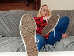 Blondinka, Škornji, Britanke, Ženska dominacija, Stopala fetiš, Footjob, Milf, Nogavice