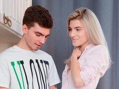 Tyłek, Blondynka, Obciąganie, Obciąganie, Lizanie, Rosyjski, Tatuaż, Nastolatki