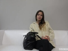 Brunette, Tjekke, Dildo, Håndjob, Onani, Olie, Bryster, Legetøj