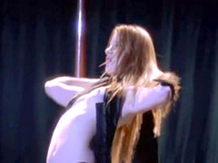 Celebrantka, Nagość