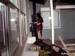 Brunett, Naturliga tuttar, Verklighet, Tonåring